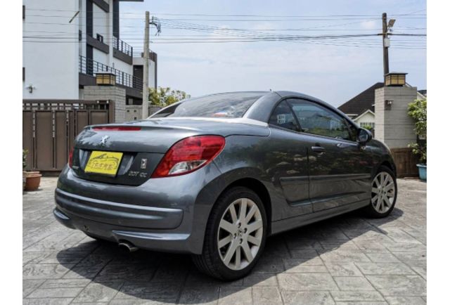 2011年 Peugeot 207CC 運動版 鋼鐵灰  第13張相片