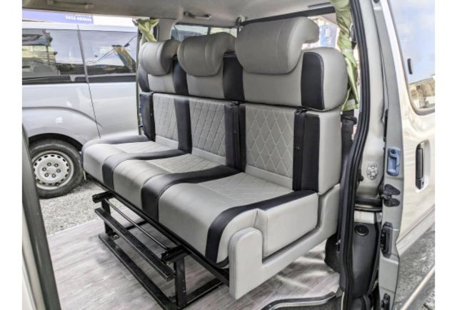 Toyota Hiace 海力士 2.7 自排 半露營多功能廂型車  第5張相片