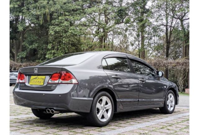2011 Honda Civic 八代 K12  第3張相片