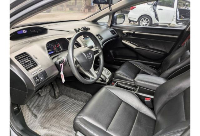 2011 Honda Civic 八代 K12  第5張相片