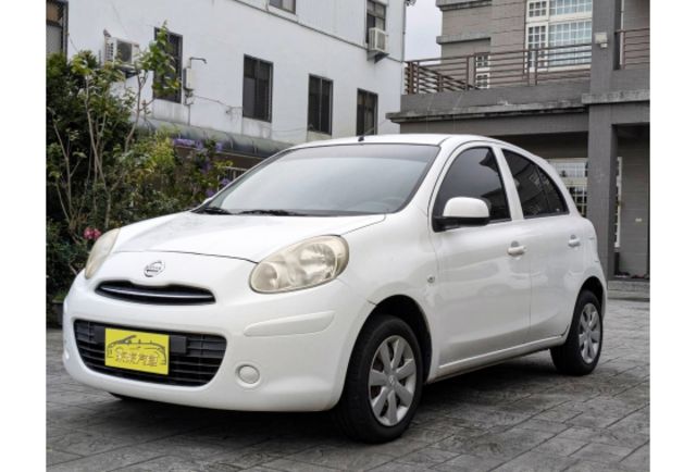 Nissan MARCH  第1張相片