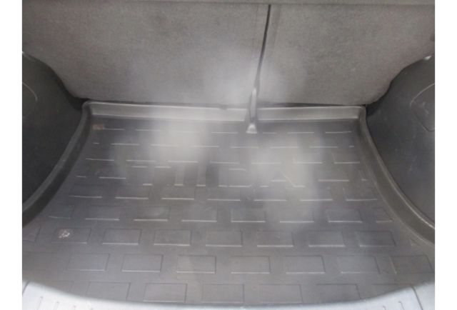 Nissan TIIDA  第6張相片