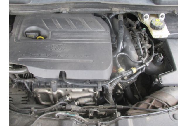 Ford KUGA  第7張相片