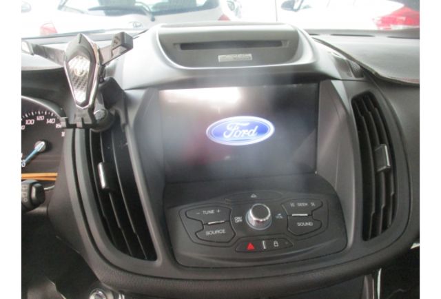 Ford KUGA  第8張相片