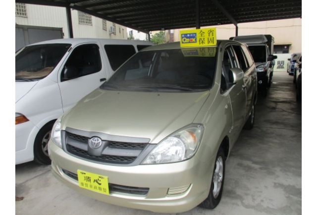 Toyota INNOVA  第2張相片