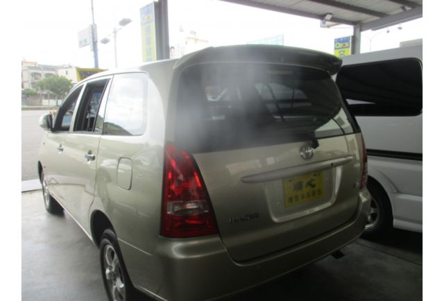 Toyota INNOVA  第3張相片