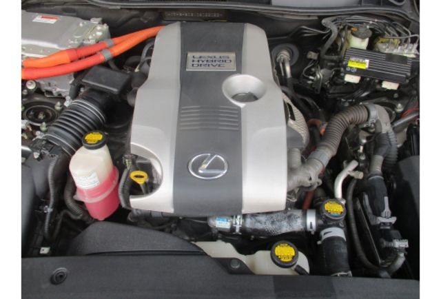 Lexus IS300H  第7張相片
