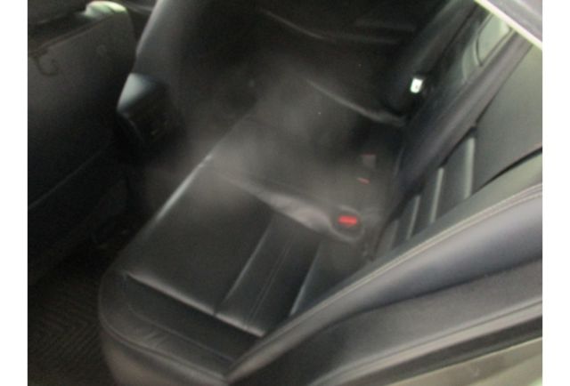 Lexus IS300H  第8張相片