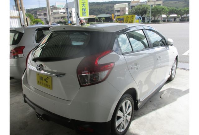 Toyota YARIS  第3張相片