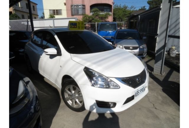 Nissan TIIDA  第1張相片