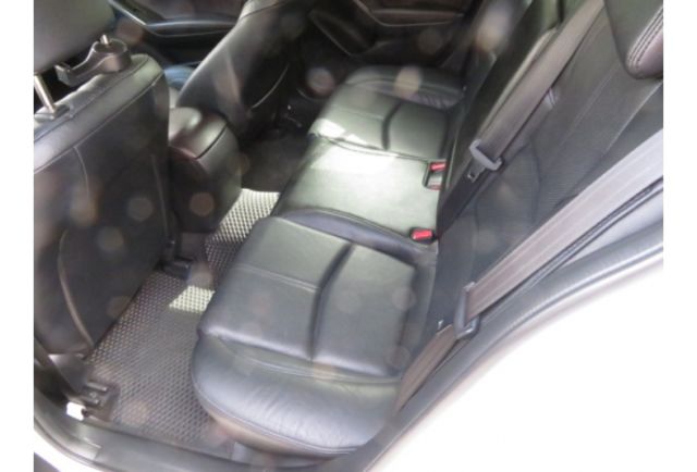 Mazda MAZDA3  第6張相片