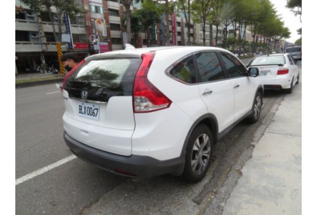 Honda CR-V  第3張相片