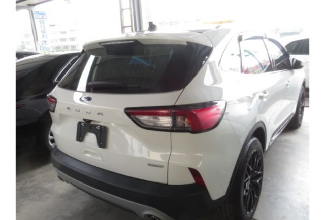 Ford KUGA  第1張相片