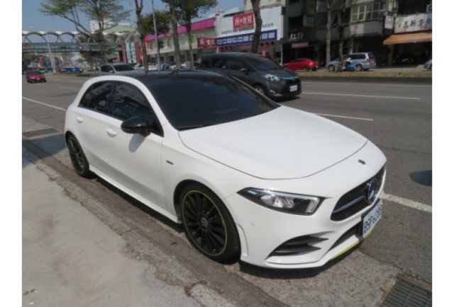 Benz A250  第3張相片