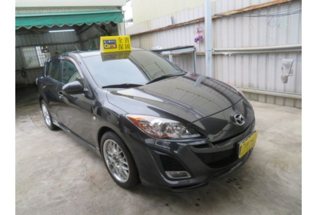 Mazda MAZDA3  第1張相片