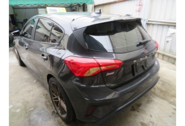 Ford FOCUS  第3張相片