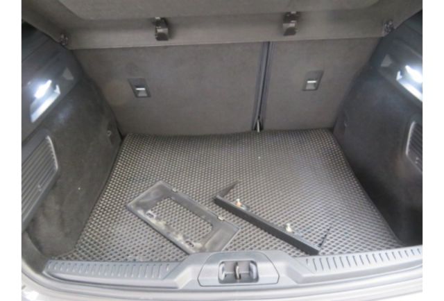 Ford FOCUS  第7張相片