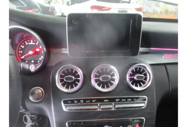 Benz C300  第8張相片