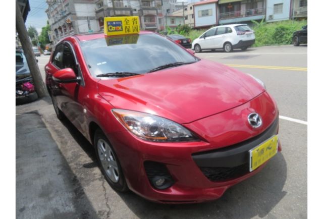 Mazda MAZDA3  第4張相片