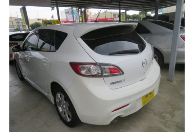 Mazda MAZDA3  第4張相片