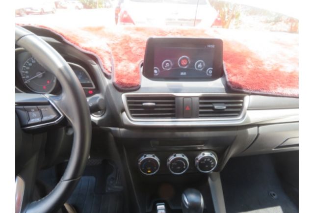Mazda MAZDA3  第9張相片