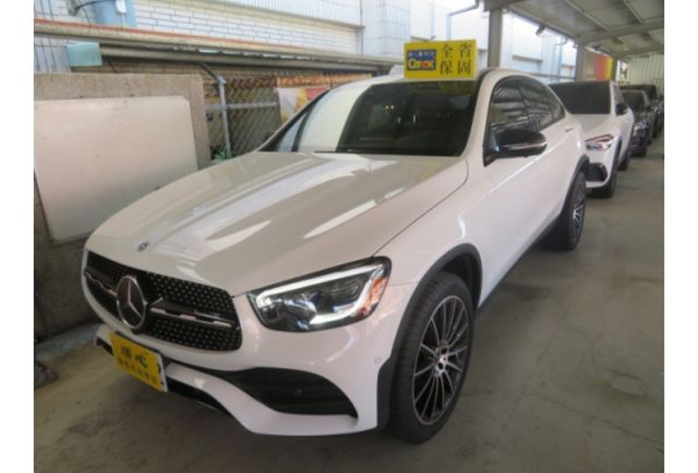 Benz GLC 300  第2張相片
