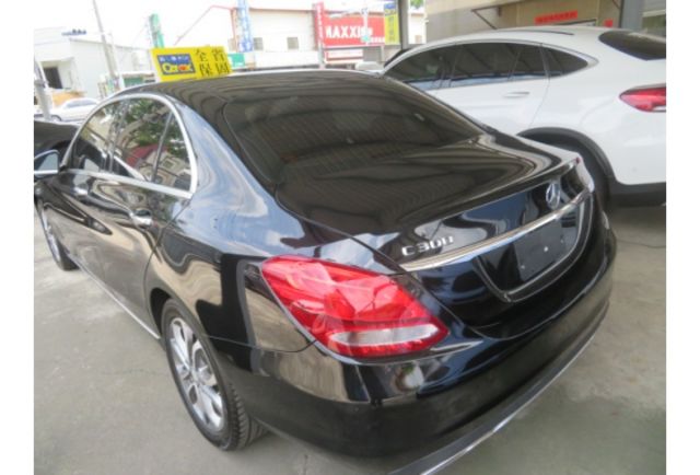 Benz C300  第6張相片