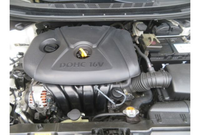 Hyundai ELANTRA  第6張相片