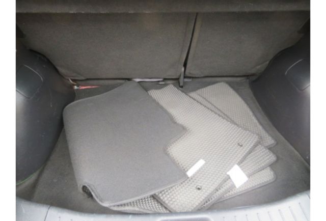 Nissan TIIDA  第3張相片