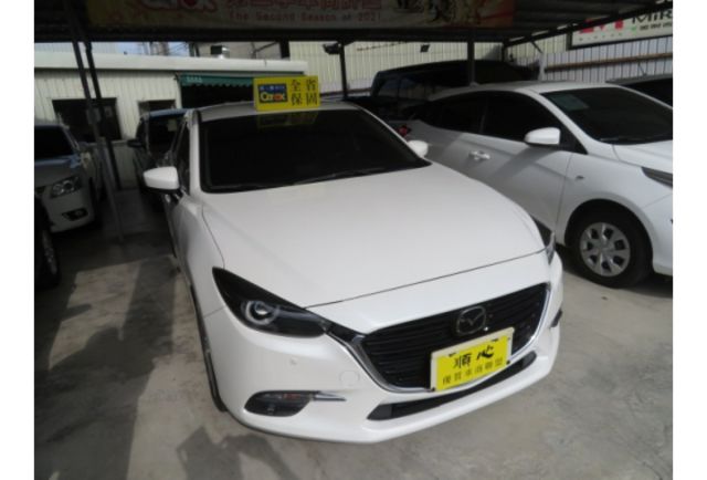 Mazda MAZDA3  第5張相片