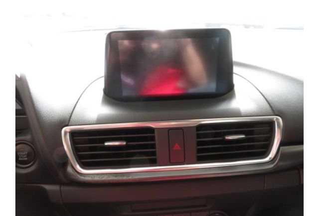 Mazda MAZDA3  第8張相片