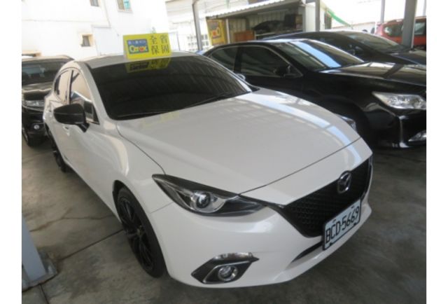 Mazda MAZDA3  第4張相片