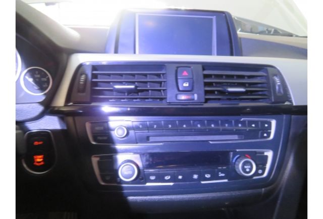 BMW 320I  第6張相片