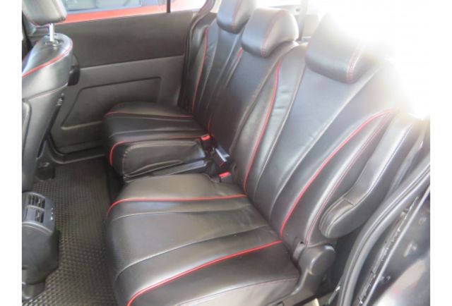 Mazda MAZDA5  第9張相片