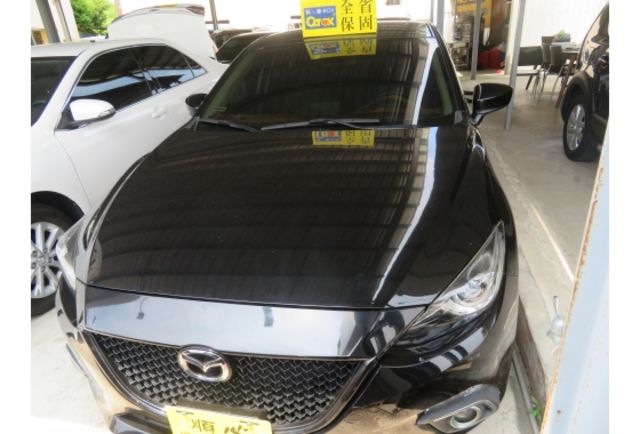 Mazda MAZDA3  第2張相片
