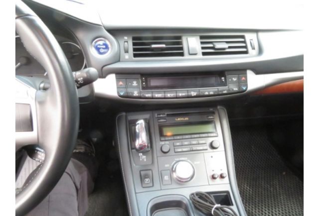 Lexus CT200h  第8張相片