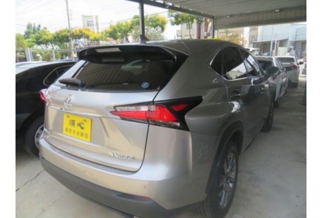 Lexus NX200T  第4張相片
