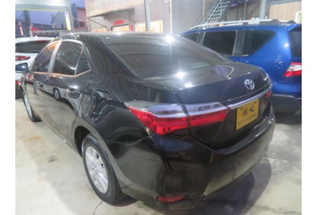 Toyota ALTIS  第3張相片