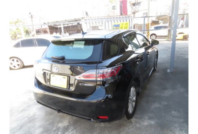 Lexus CT200h  第4張相片