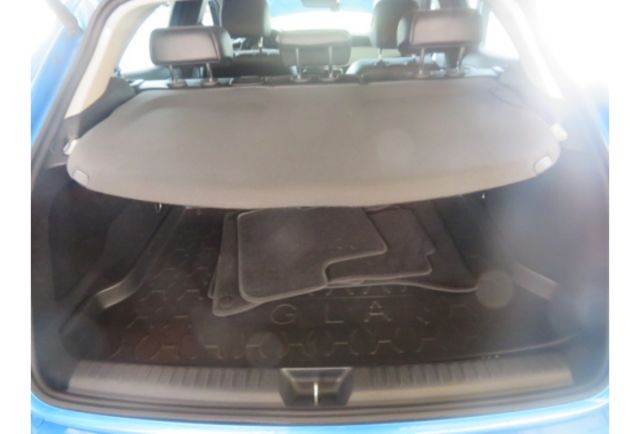 Benz GLA200  第8張相片