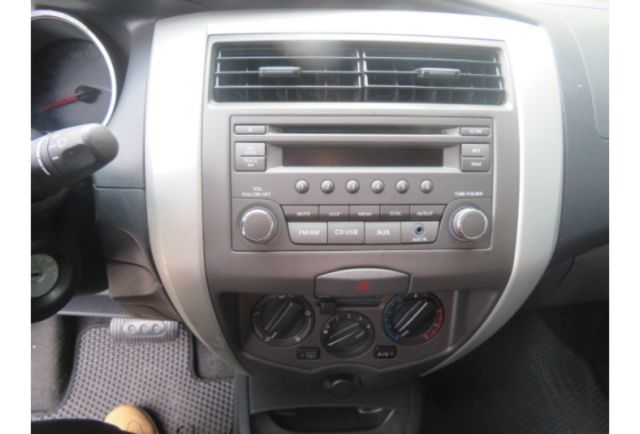 Nissan LIVINA  第8張相片