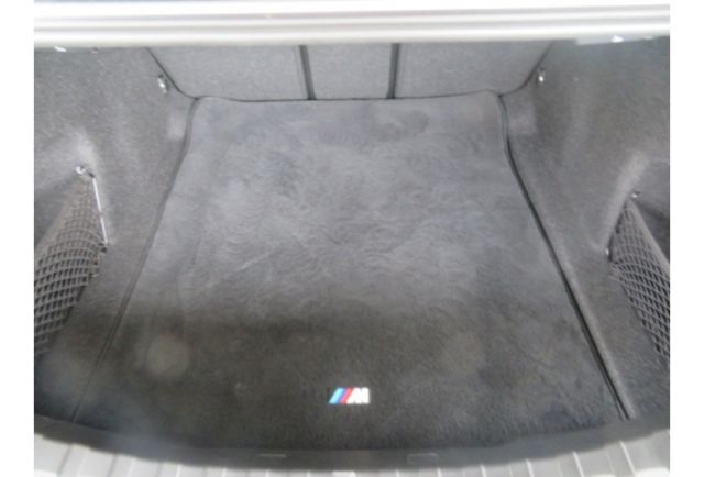 BMW 318I  第9張相片