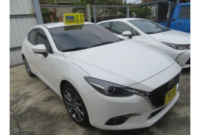 Mazda MAZDA3  第2張相片