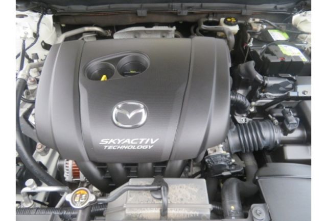 Mazda MAZDA3  第4張相片