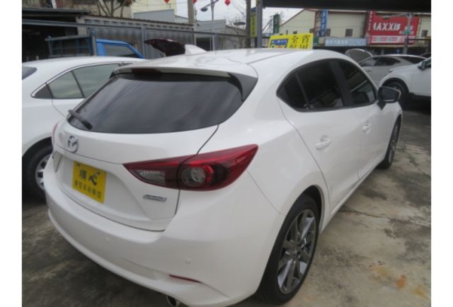 Mazda MAZDA3  第5張相片