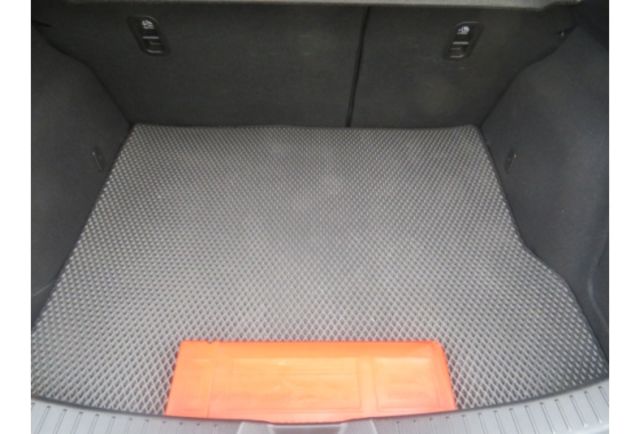 Mazda MAZDA3  第6張相片