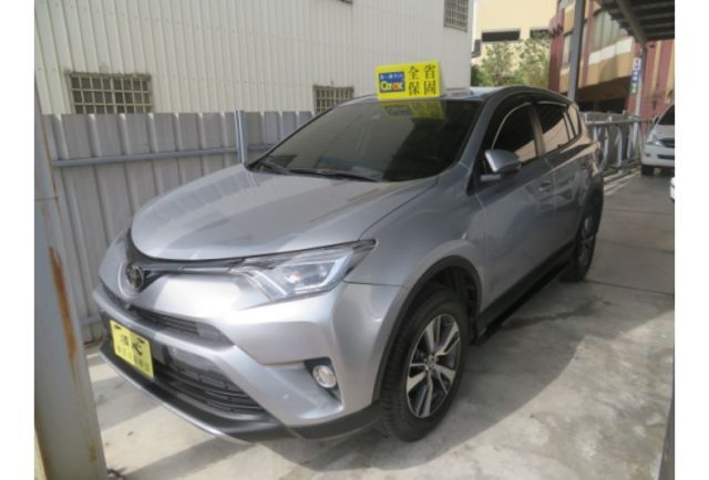 Toyota RAV4  第3張相片