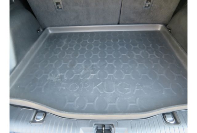 Ford KUGA  第4張相片