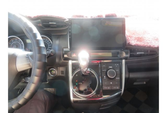 Toyota WISH  第8張相片