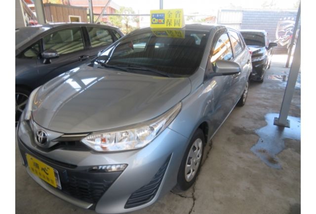 Toyota YARIS  第3張相片